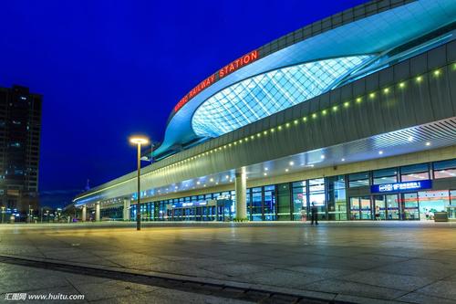 寧波高鐵站：不銹鋼品質(zhì)有保障！